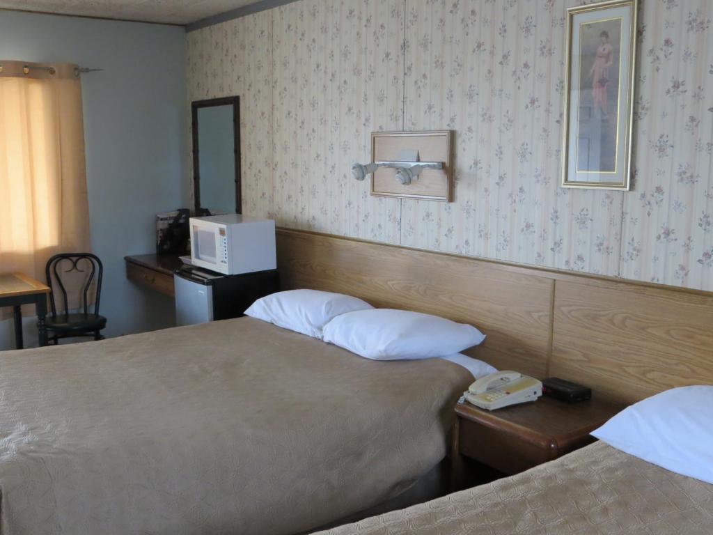 Fort Motel Форт-Маклауд Номер фото